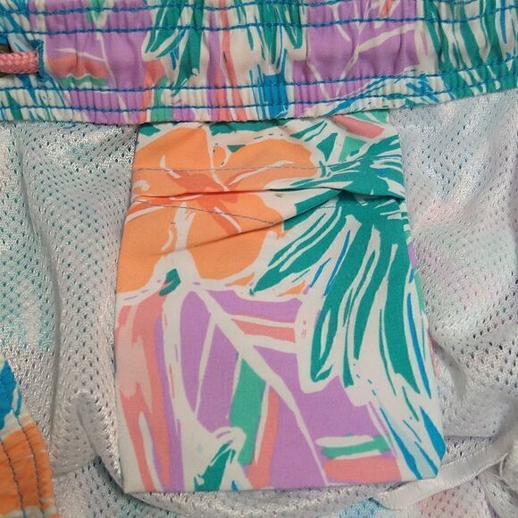 Vineyard Vines Pool Short with Liner...Size XL - Picture 3 of 4